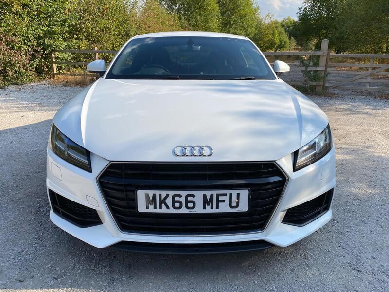 Audi TT view 2