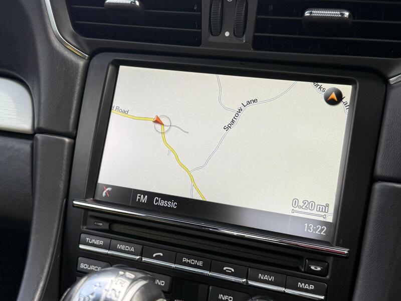 Porsche 911 view 41