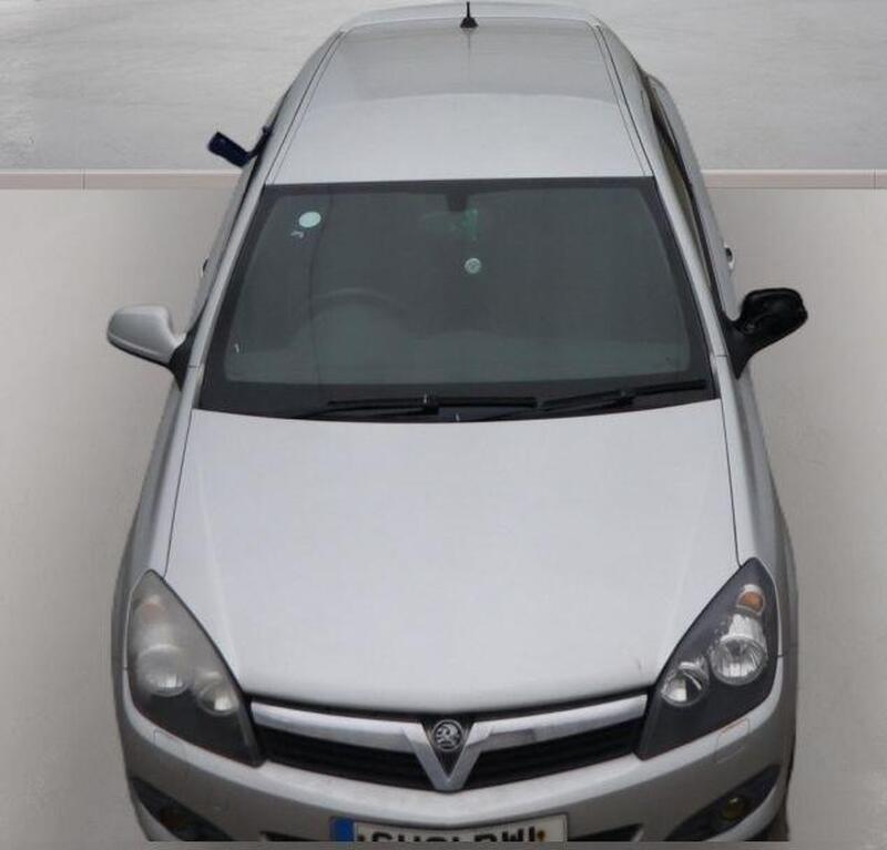 Vauxhall Astra view 4