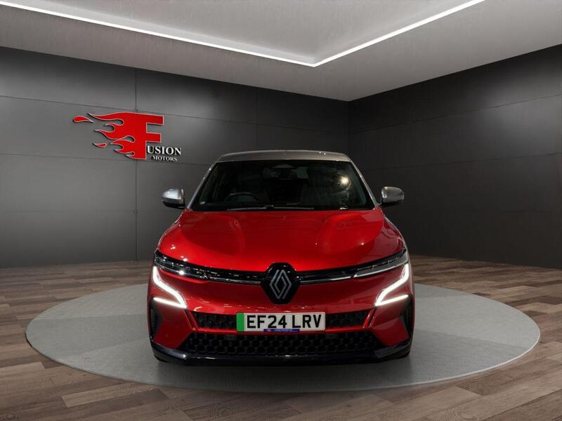 Renault Megane E-Tech view 2