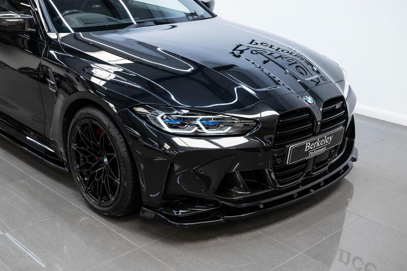 BMW M4 view 7