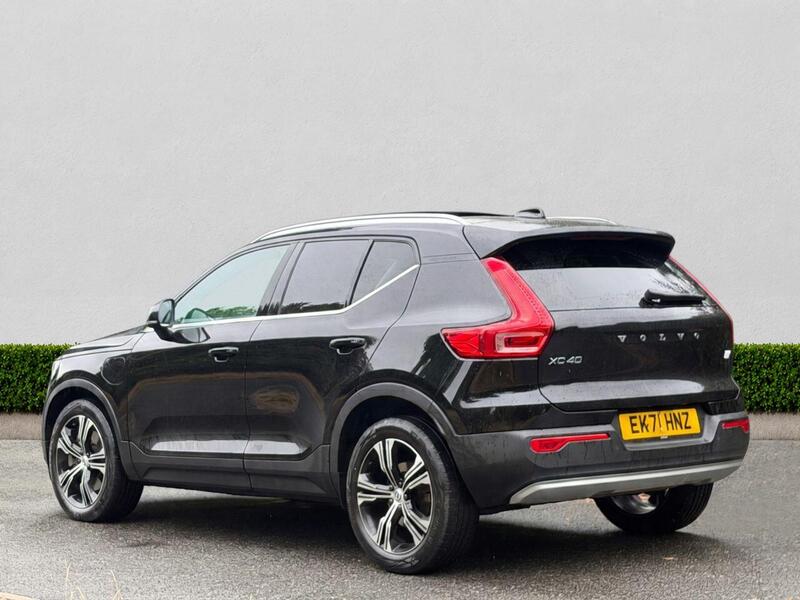 Volvo XC40 view 5