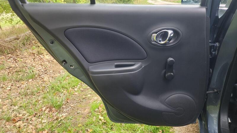 2013 Nissan Micra — photo 37