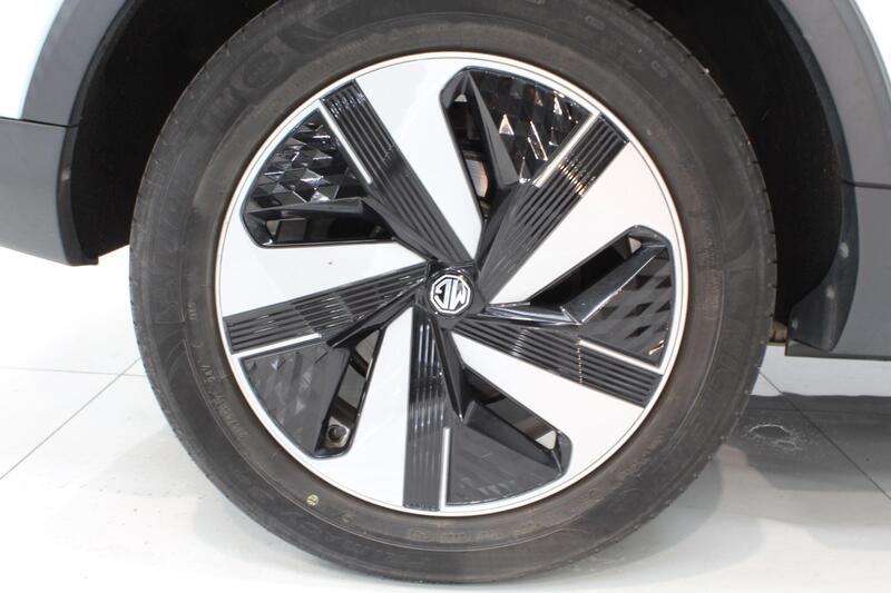 2022 MG MG ZS in White — image 36 of 70