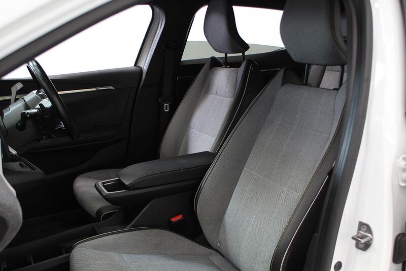 2023 Renault Megane E-Tech in White — image 21 of 83
