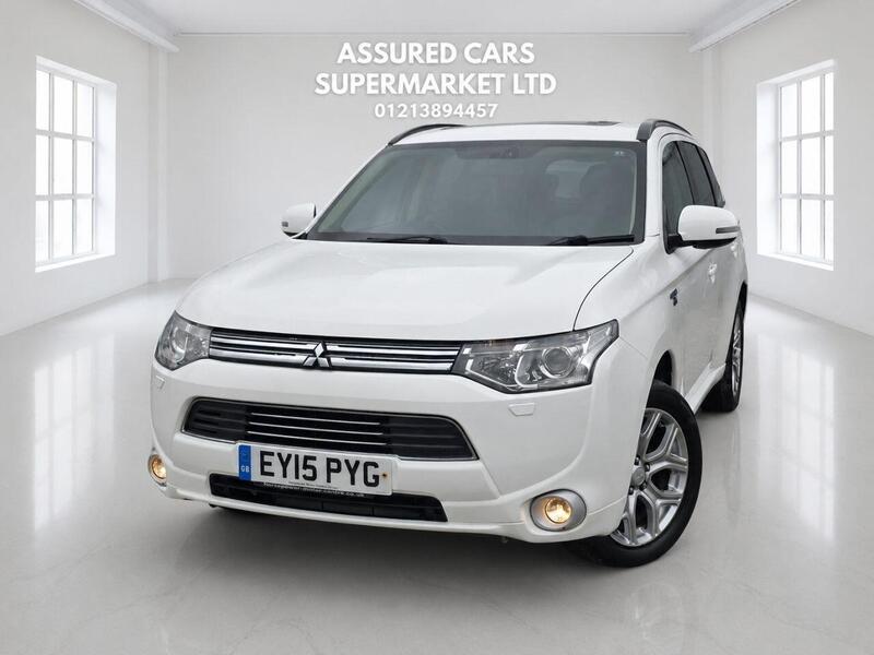 Mitsubishi Outlander view 2