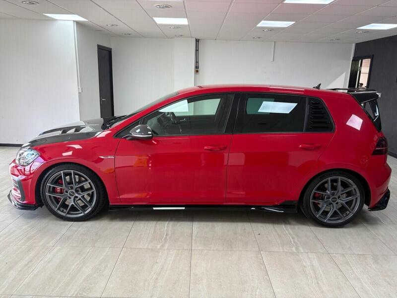 Volkswagen Golf view 6