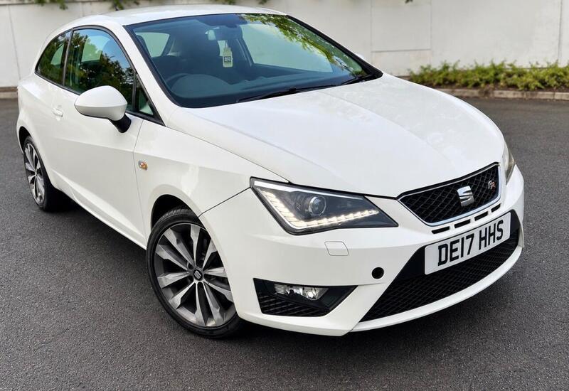 SEAT Ibiza — photo 1