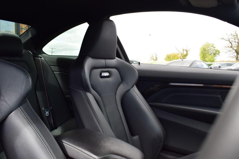 BMW M4 view 5