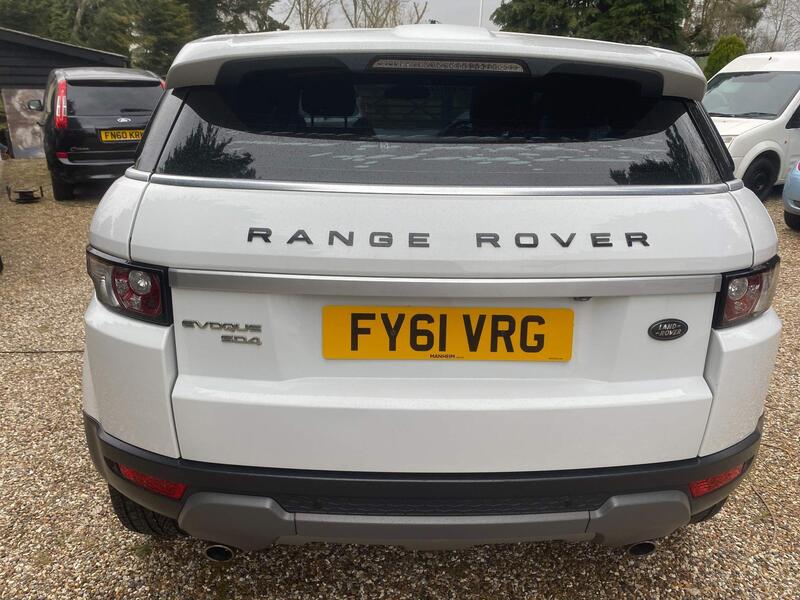 Land Rover Range Rover view 6