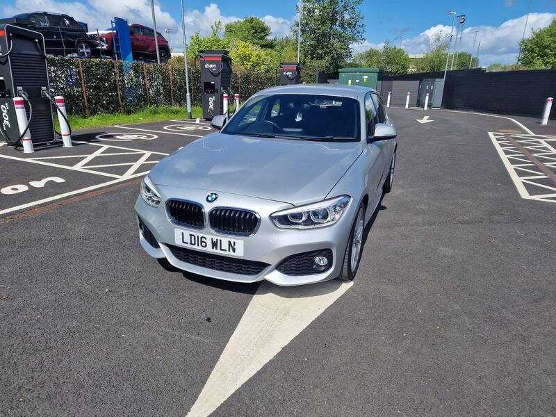 BMW 1 Series view 2