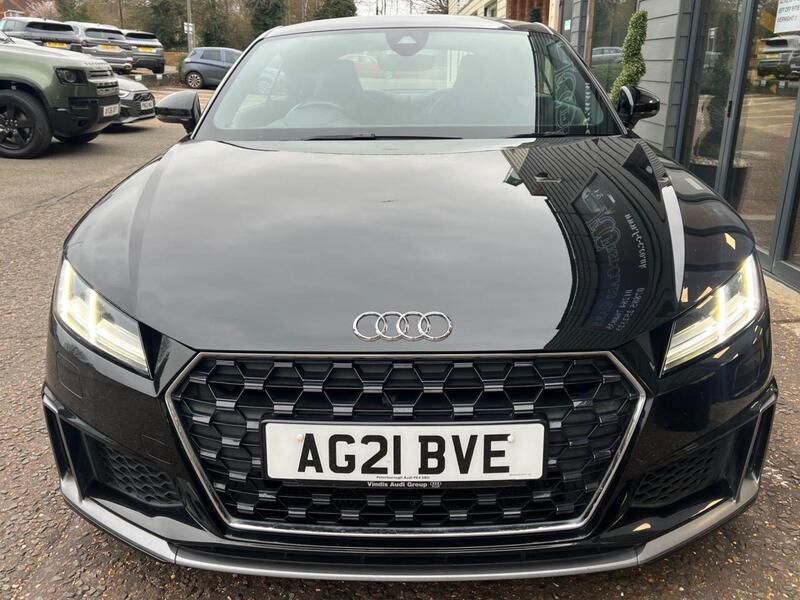 Audi TT view 5