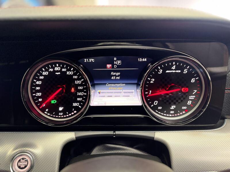 Mercedes-Benz E-Class view 37
