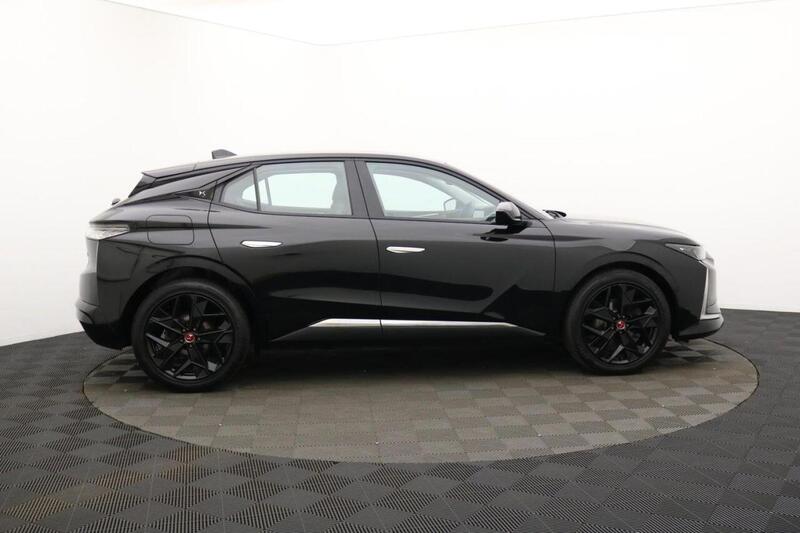 DS Automobiles DS 4 view 2