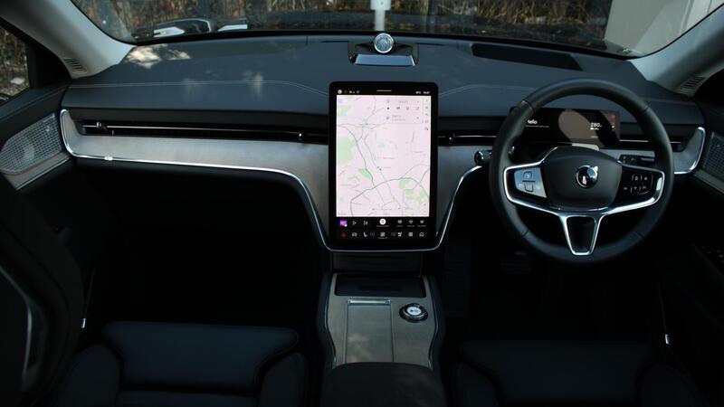 Volvo Ex90 view 5