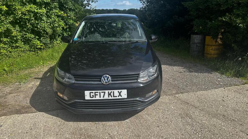 2017 Volkswagen Polo — photo 2