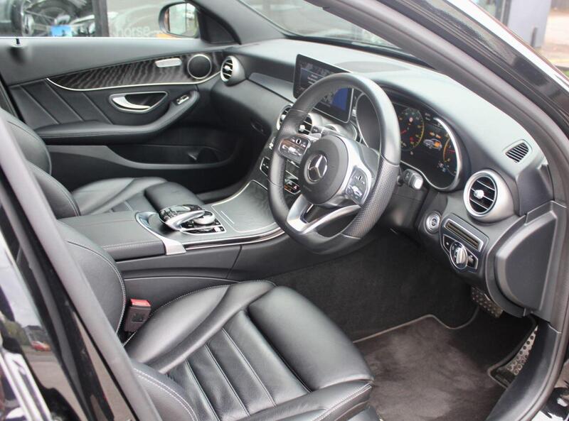 Mercedes-Benz C Class view 6