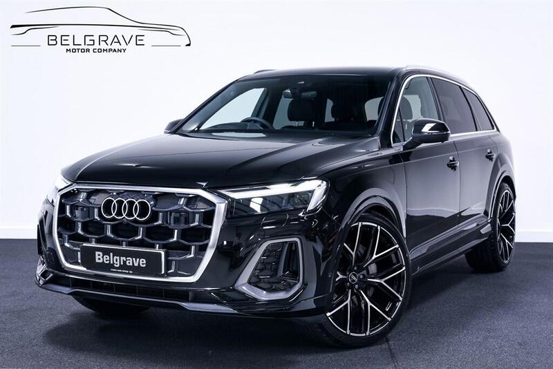 Audi Audi Q7 view 2