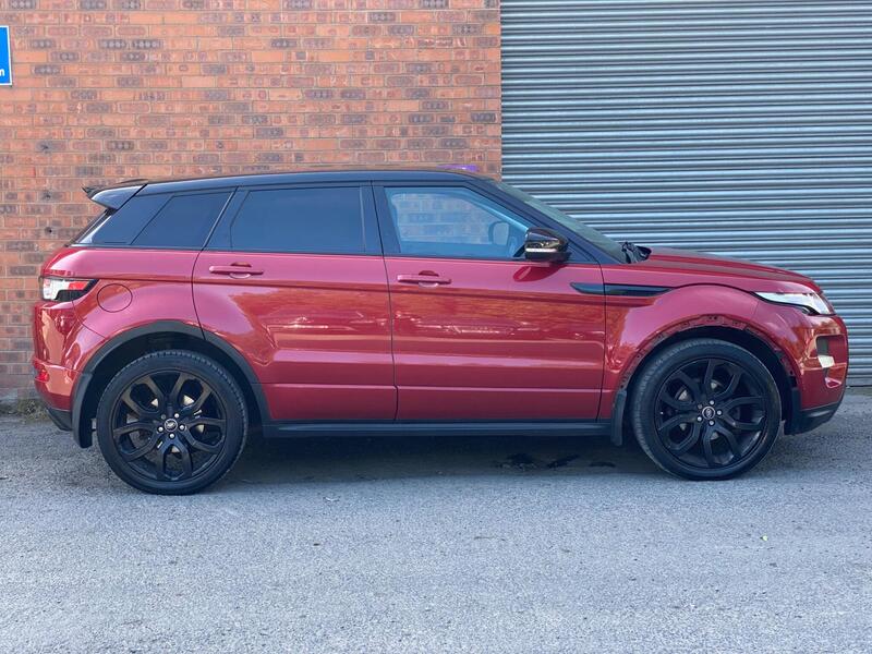 Land Rover Range Rover Evoque view 5