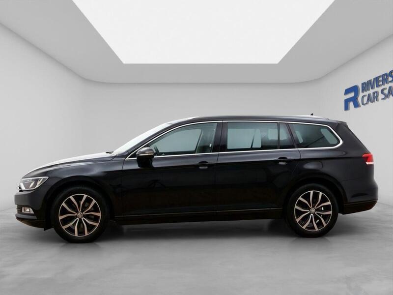 Volkswagen Passat view 6