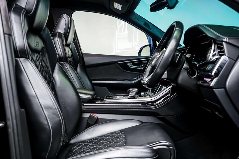 Audi Audi SQ7 view 6