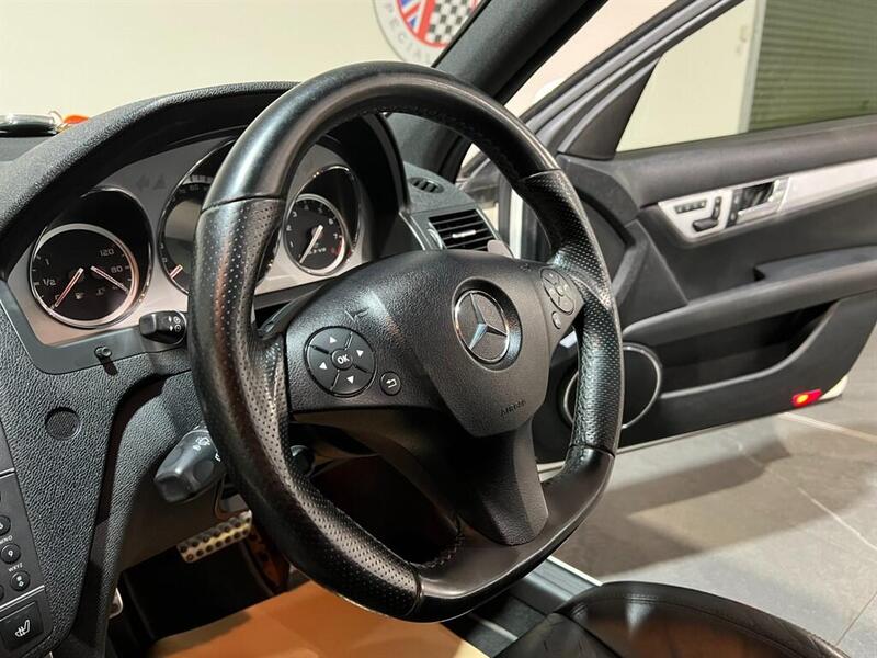 Mercedes-Benz C-Class view 7