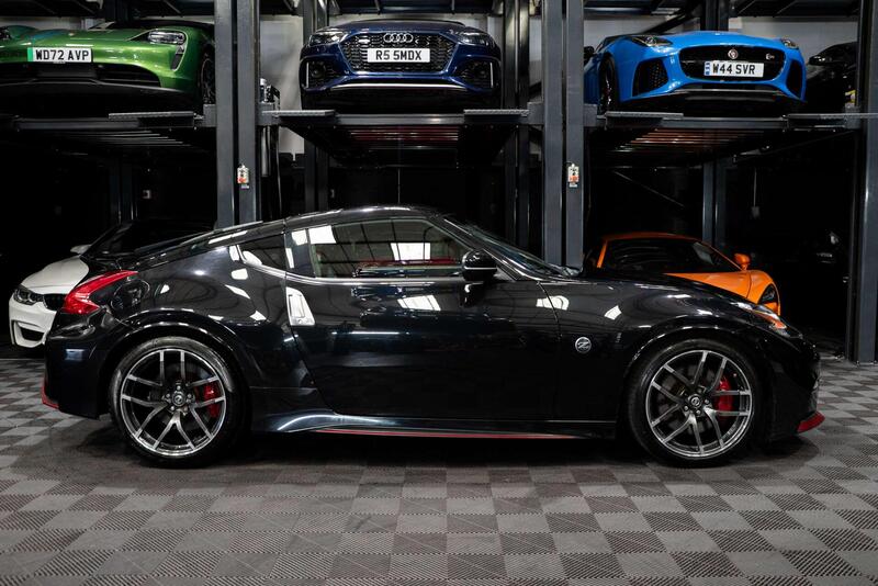 Nissan 370 Z view 7