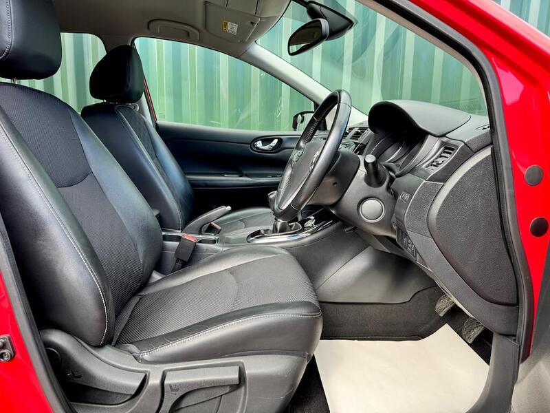 Nissan Pulsar view 3