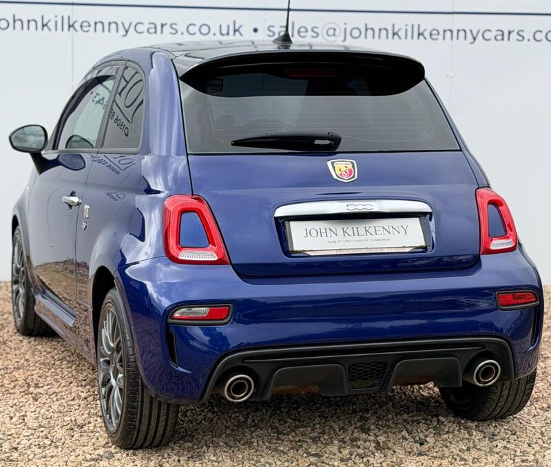 Abarth 595 view 4