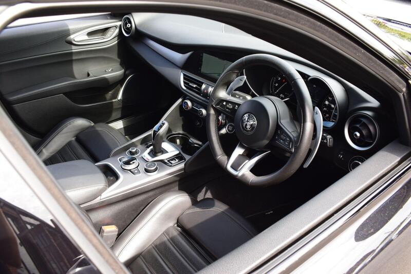Alfa Romeo Giulia view 3