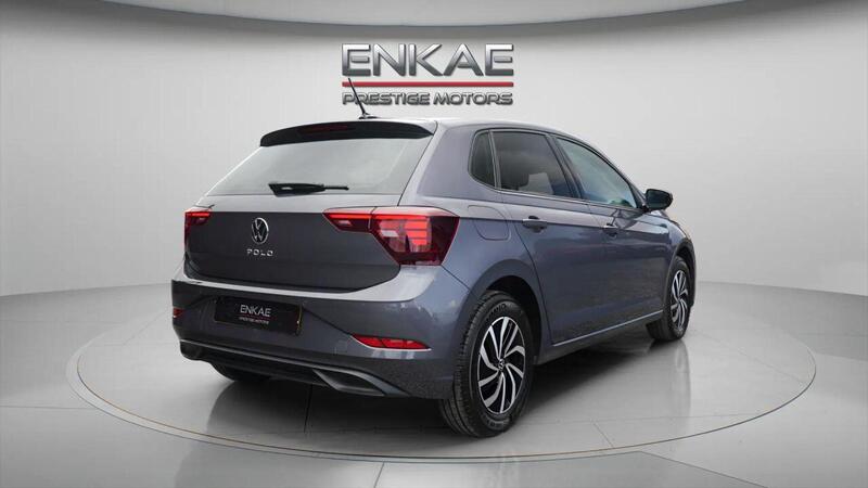 Volkswagen Polo view 6