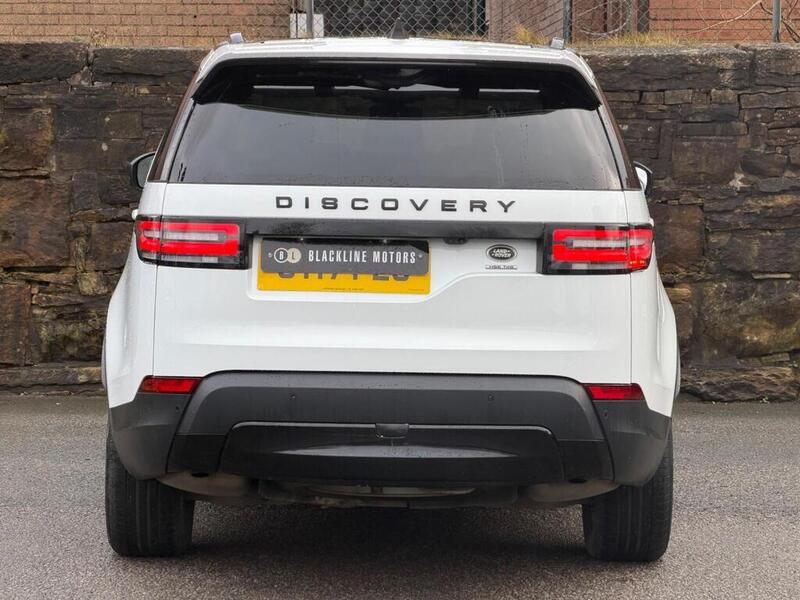 Land Rover Discovery view 6