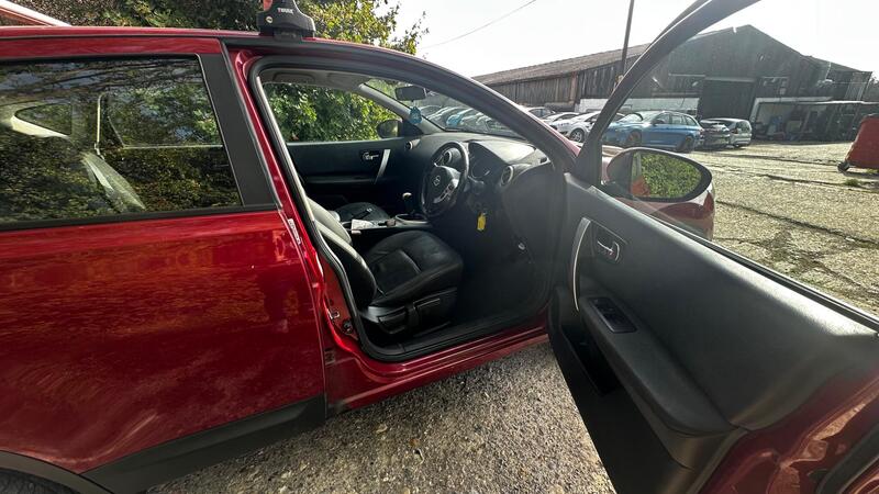 2011 Nissan Qashqai — photo 6