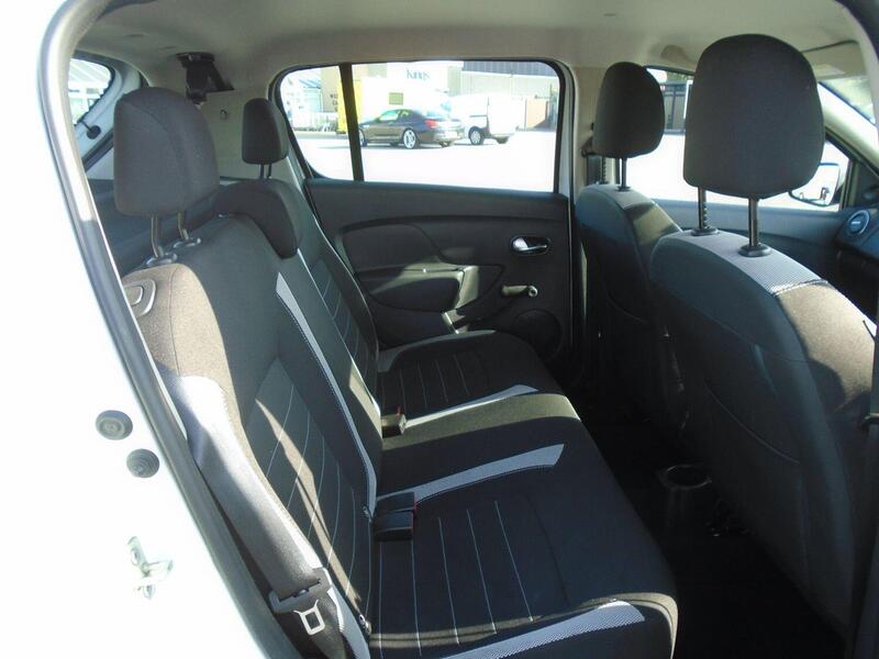 Dacia Sandero Stepway view 6
