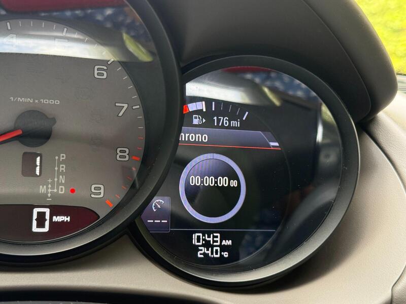 Porsche Cayman view 26