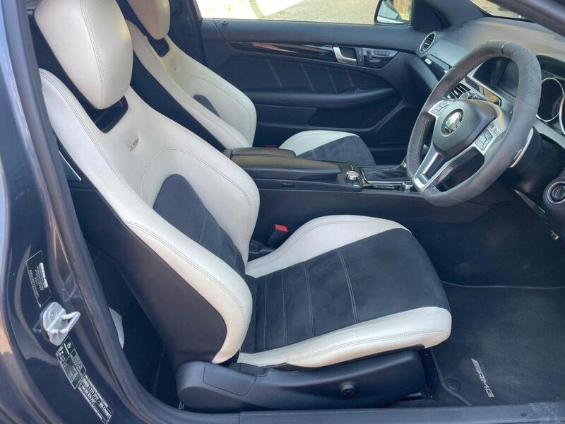Mercedes-Benz C-Class view 6