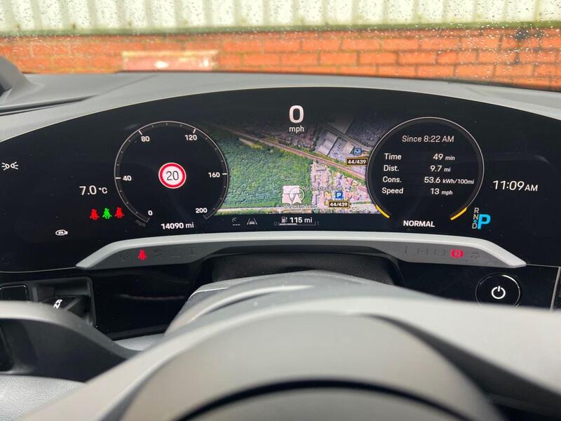 Porsche Taycan view 25