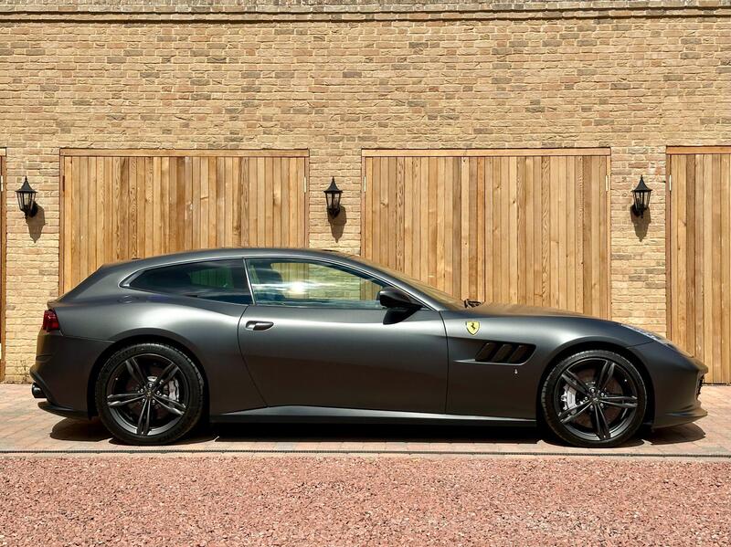 Ferrari Gtc4lusso view 3