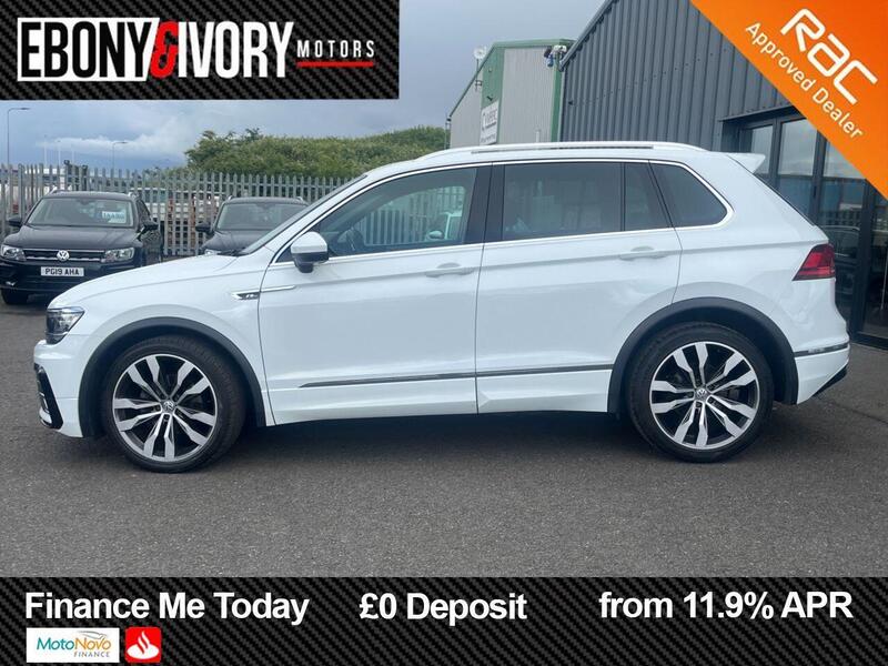 Volkswagen Tiguan view 2