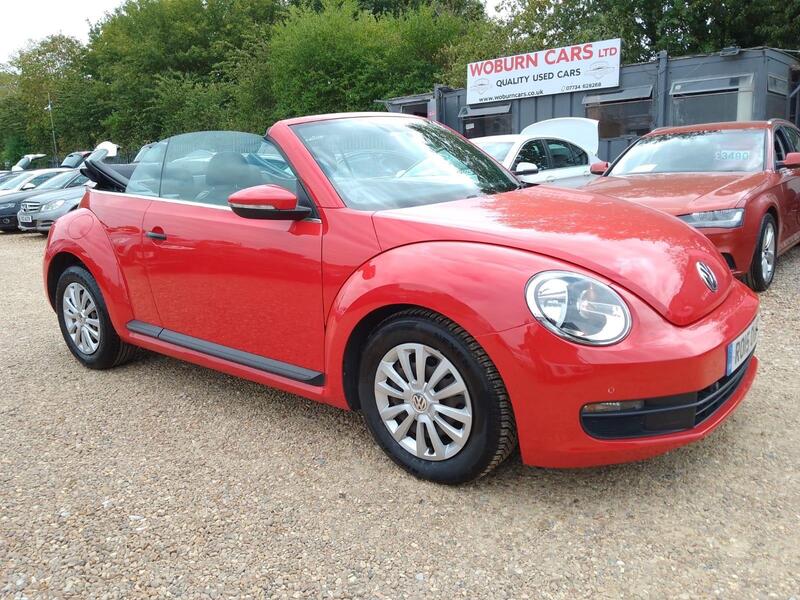 Volkswagen Beetle view 5