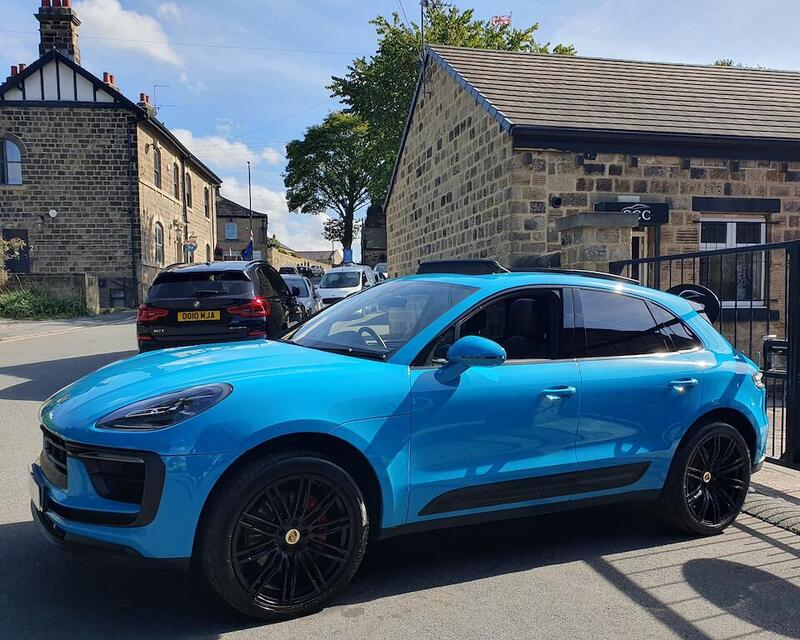 Porsche Macan view 6