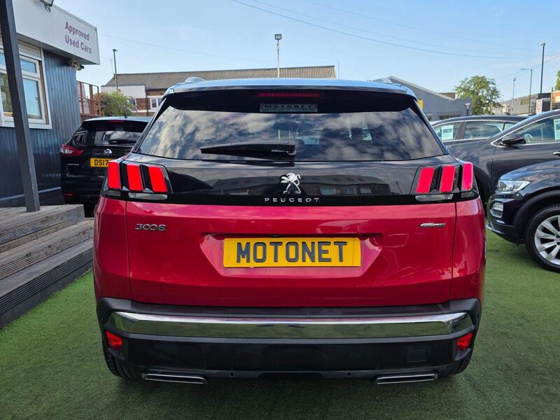 Peugeot 3008 view 6