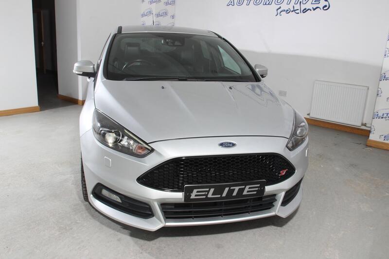 Ford Focus view 7