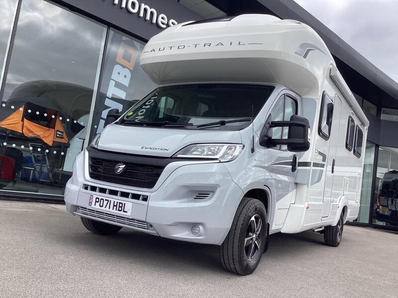 Auto-Trail Expedition C71 — image 3