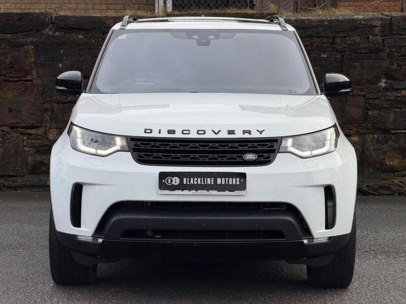 Land Rover Discovery view 2