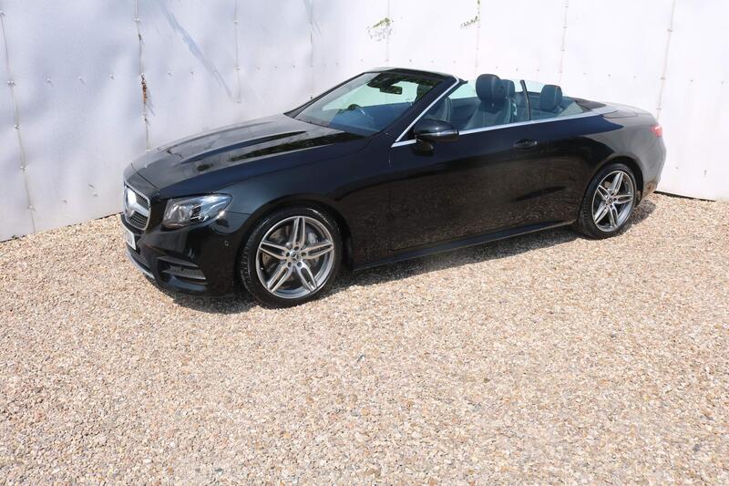 Mercedes-Benz E-Class view 3