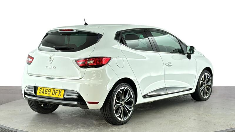 Renault Clio view 4