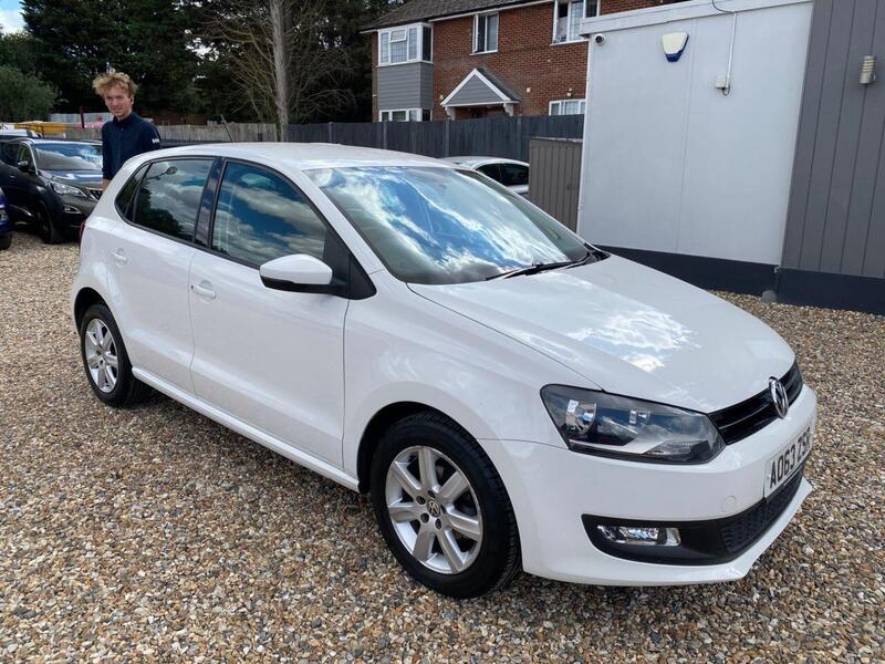 Volkswagen Polo view 2