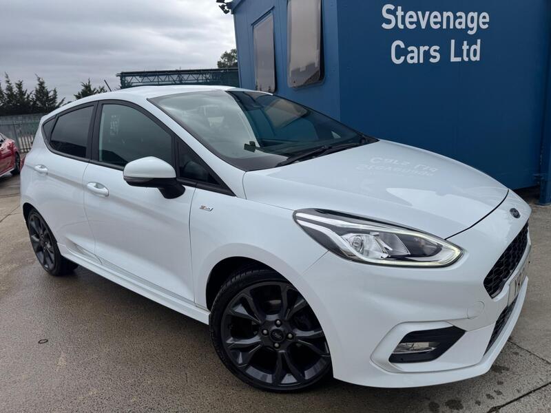2021 Ford Fiesta in White for sale