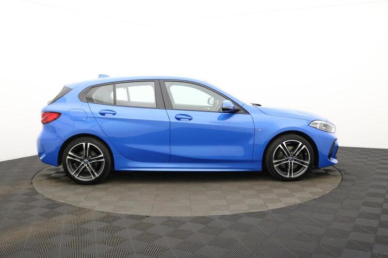 BMW 1 Series view 2
